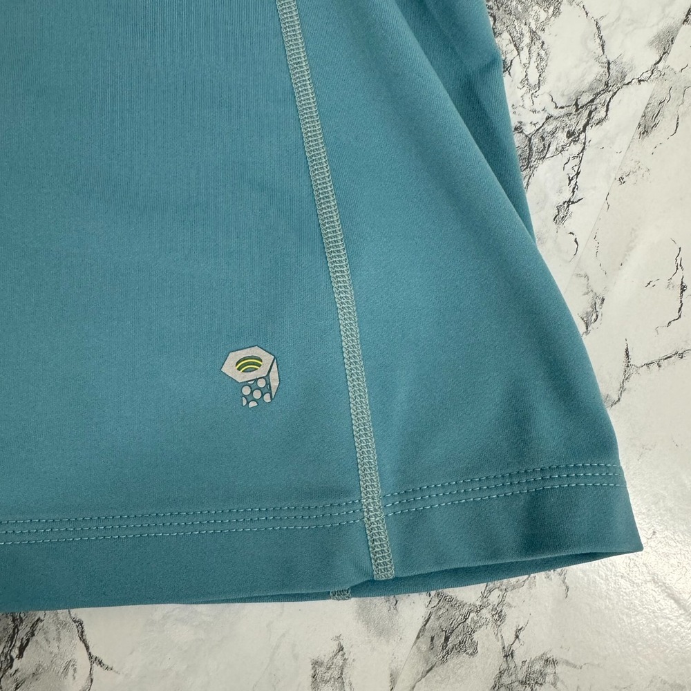 Mountain Hardwear Long Sleeve Tech Tee in Light Blue - Picture 3 of 9